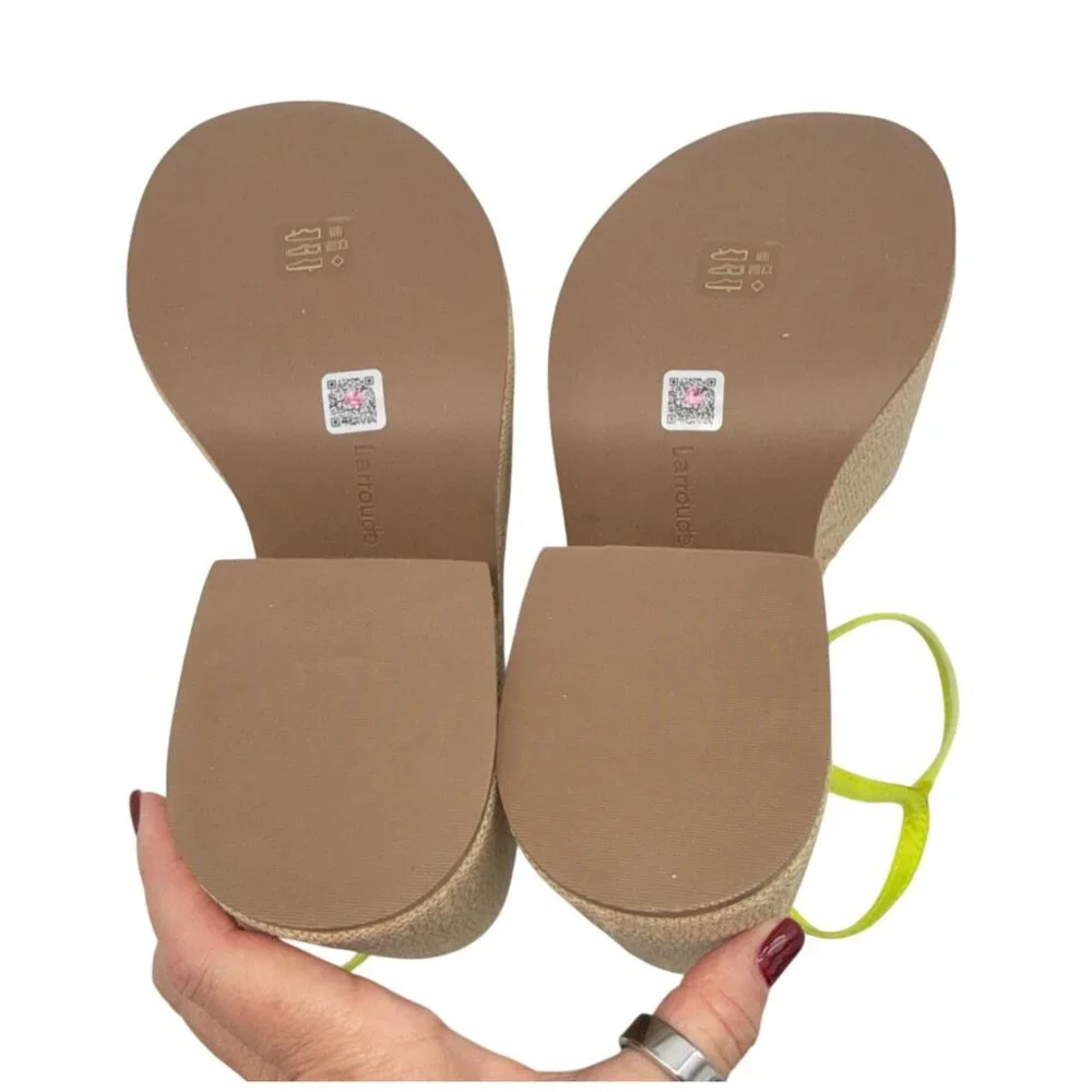 Larroude Wanda Sandal Satin Lemon NWB - Size 5 - Picture 5 of 7